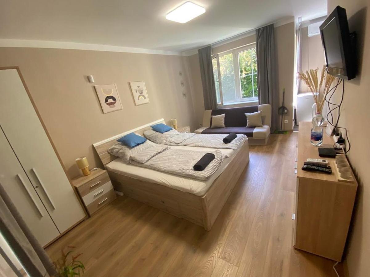 Mediterran Apartman With Pool シオーフォク エクステリア 写真
